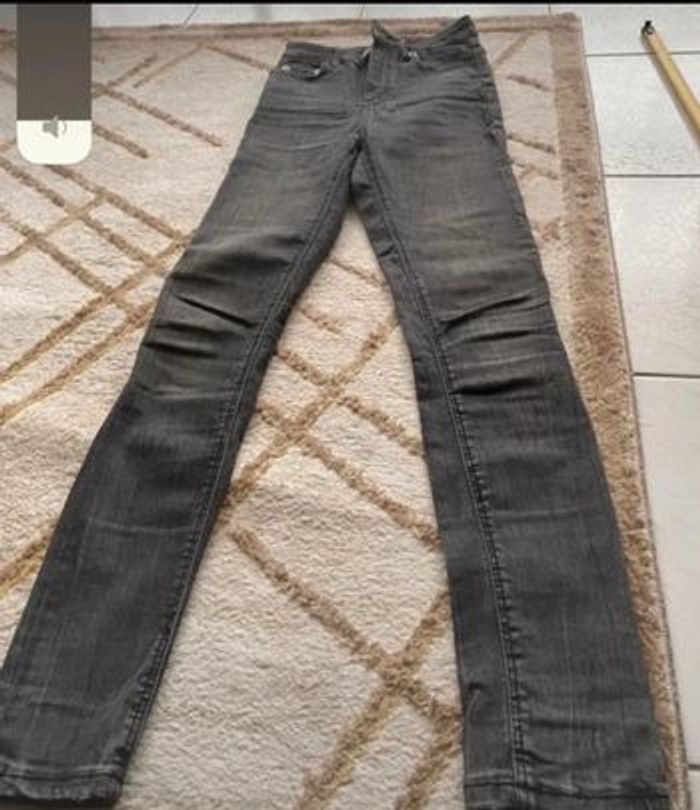 Jeans Zara femme - photo numéro 2
