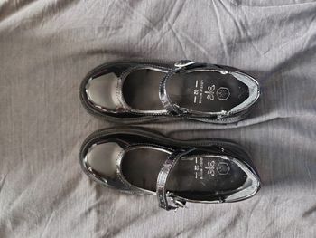 Chaussures filles taille 32