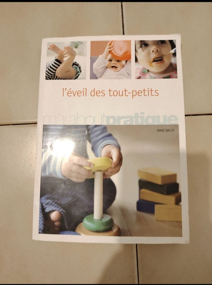 Livre l'éveil des tout petits