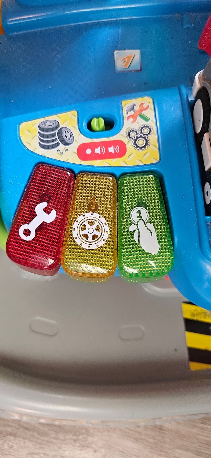 Mon premier garage interactif tut tut bolides - photo numéro 4