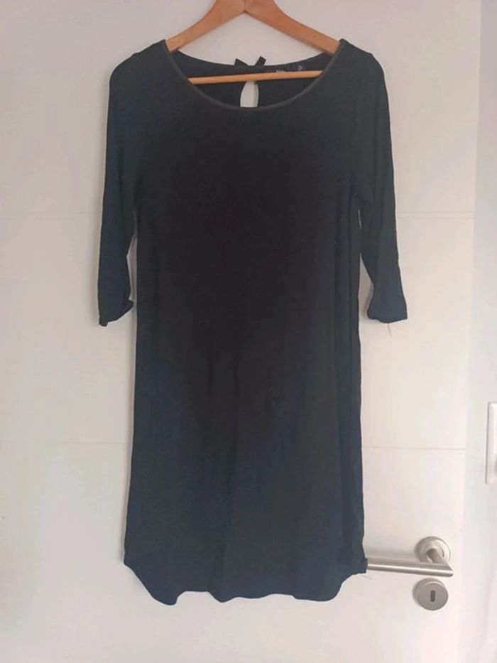 Robe noire Kiabi 38
