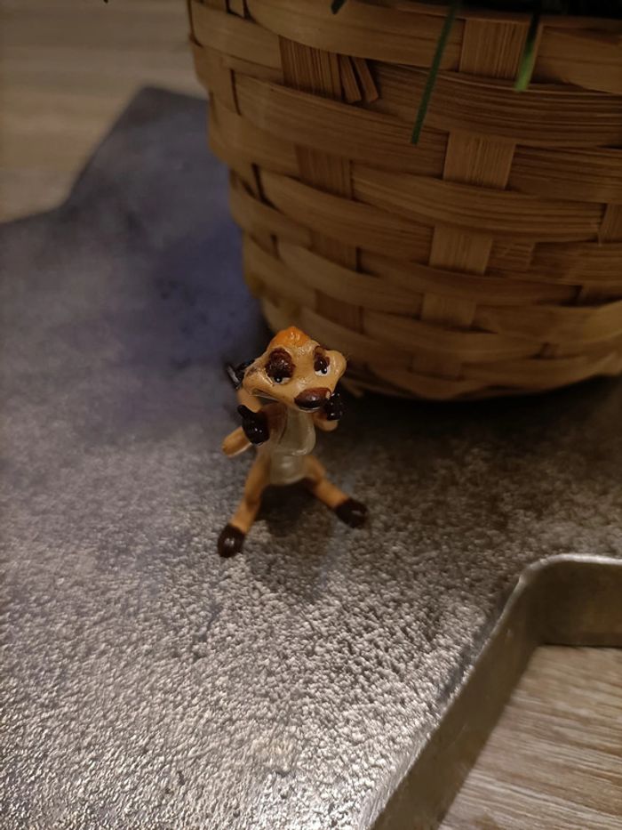 Figurine roi lion Timon Disney