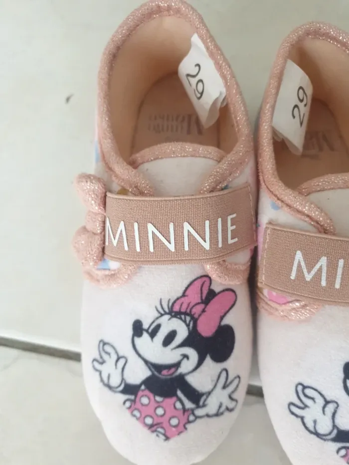 Chaussons Disney minnie 29 - neufs - photo numéro 6