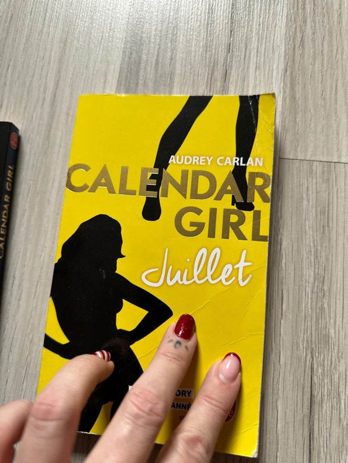 Calendar girl juin et juillet - photo numéro 4
