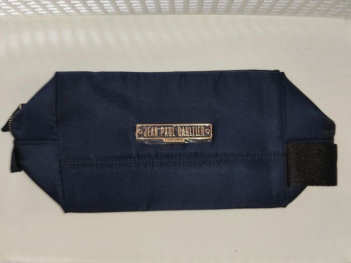 Trousse de toilette noire noire Jean Paul Gaultier