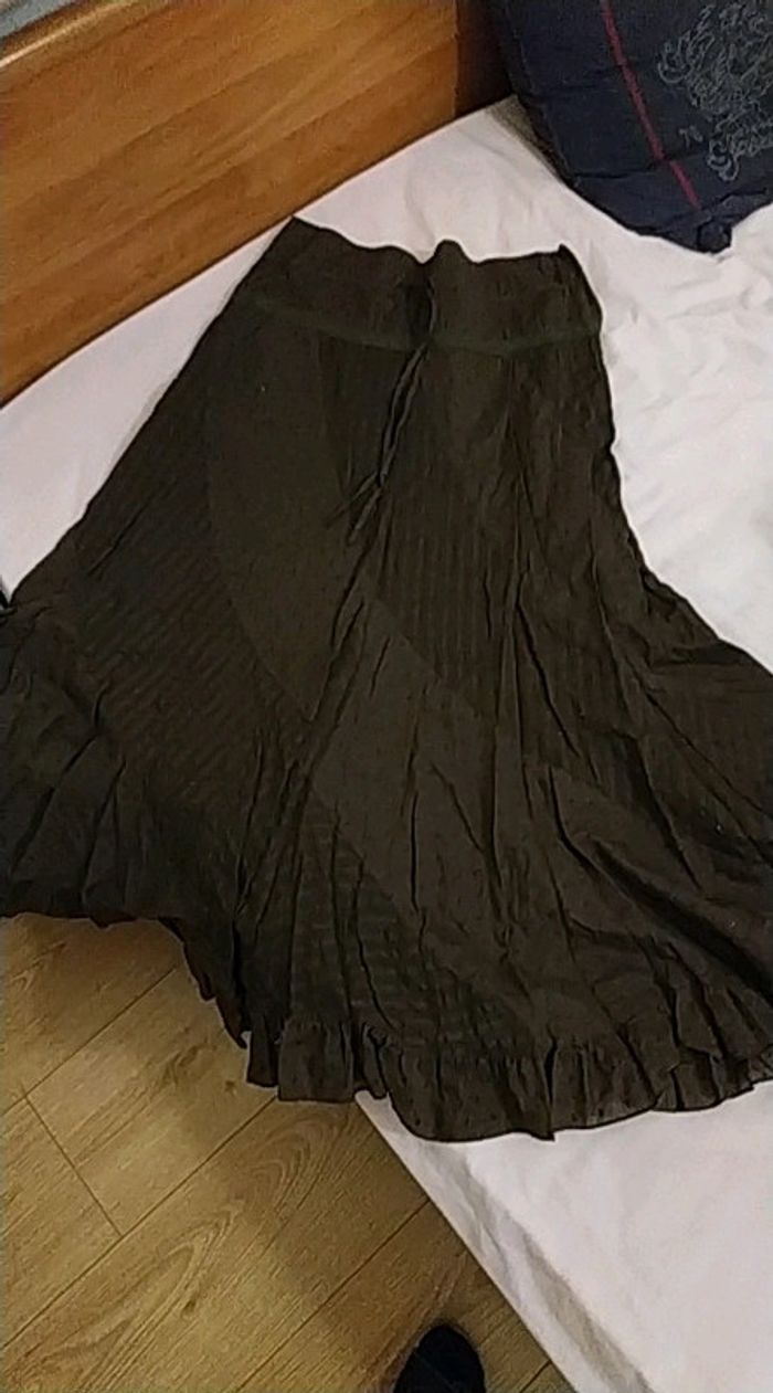 Jupe marron à volants imprimée taille 38