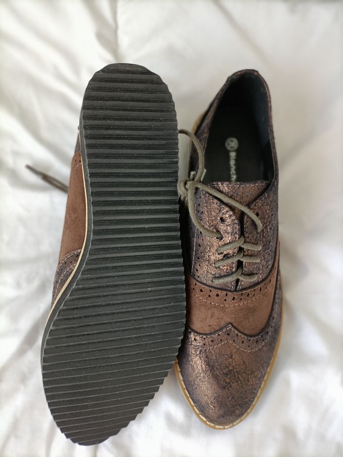 Chaussure - photo numéro 3