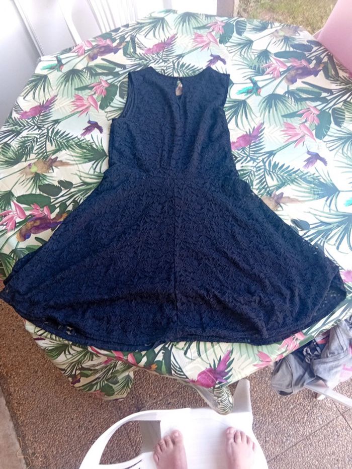 Robe dentelle  naf  naf taille 42 - photo numéro 3