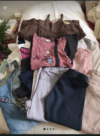 Gros lot vêtements fille 18 mois 