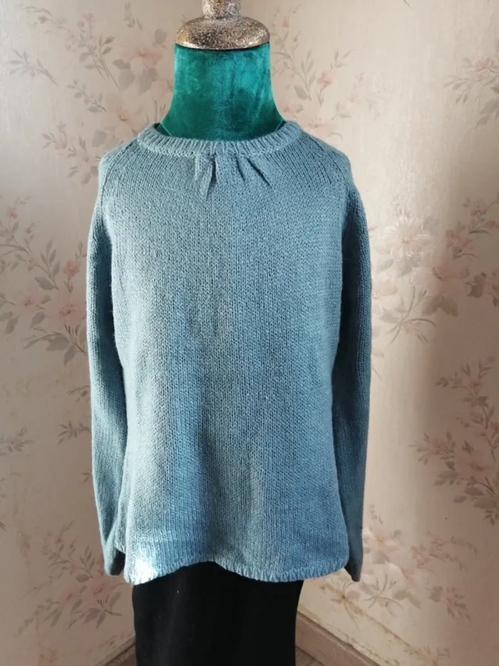 Pull fin bleu manches bouffantes détails plissés au col avec pressions / placard de filles / (8 ans) - photo numéro 3
