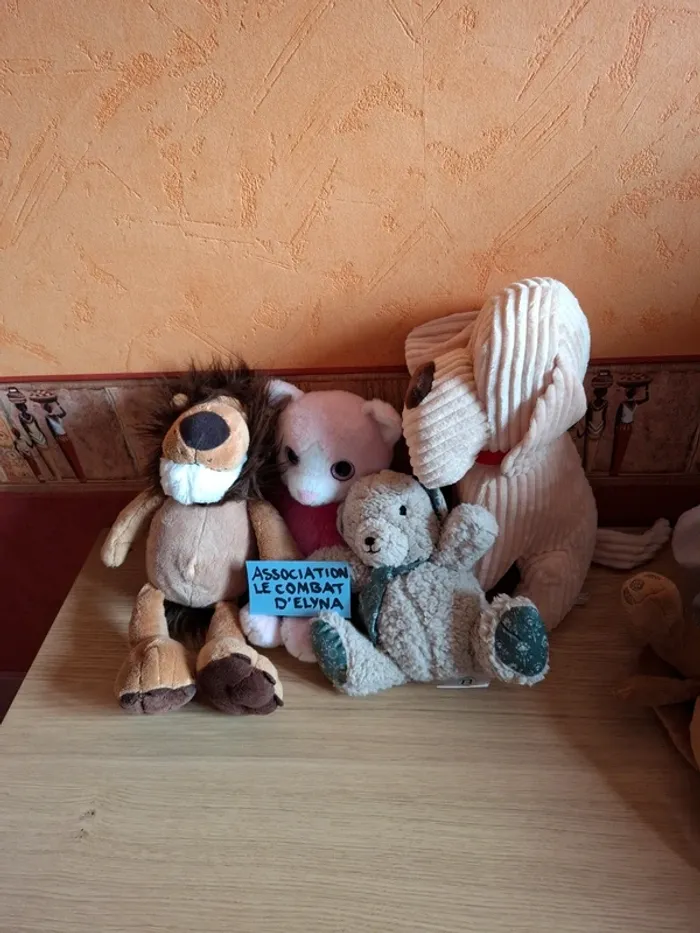 lot peluches/doudous - photo numéro 2