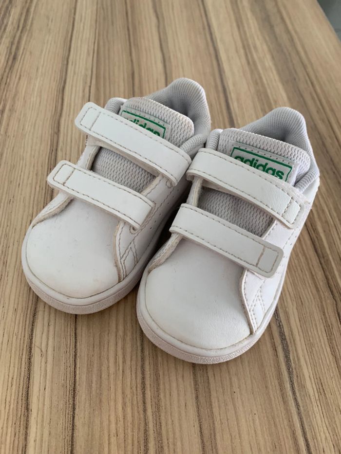 Baskets Adidas en 19