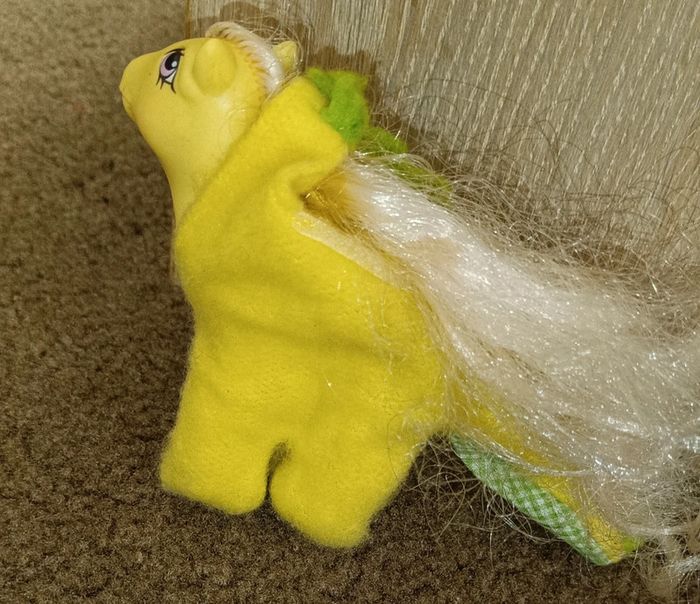 Figurine poney rosedust + costume déguisement dragon - photo numéro 5