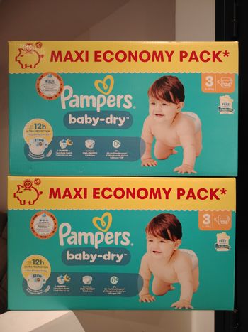 Couches pampers baby-dry taille 3