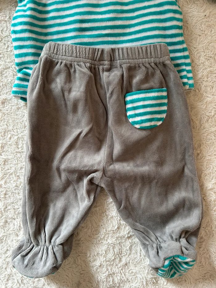 Pyjama 2 pièces très bon état 3 mois - photo numéro 6