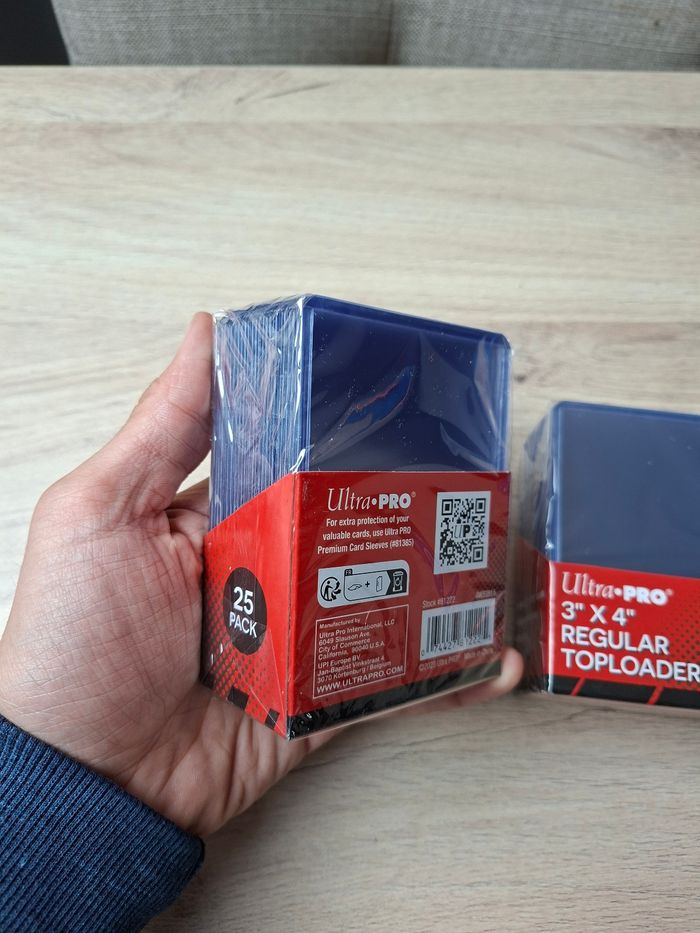 Lot de 50 toploaders protection rigide pour cartes Pokémon ultra pro - photo numéro 3
