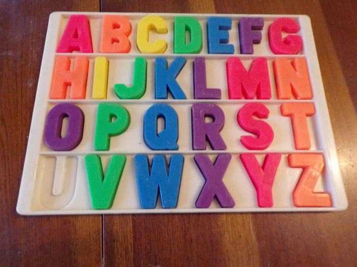 Ancien jouet Fisher Price Toys School Days Desk école Lettres Chiffres 1972 - photo numéro 4