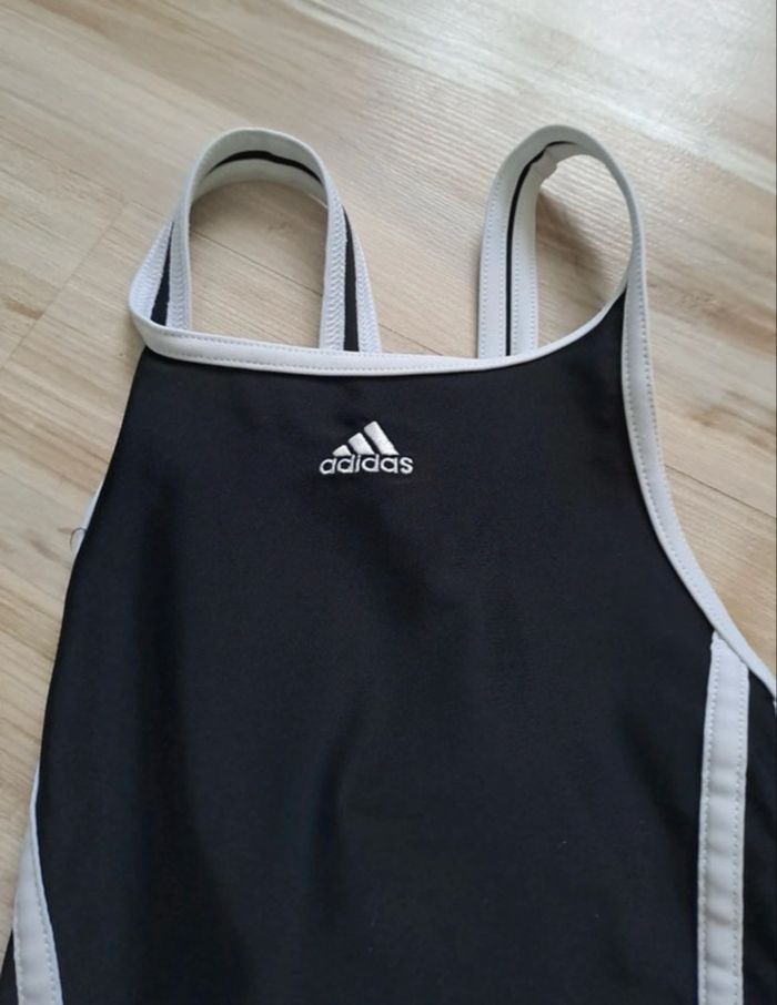 Maillot de bain adidas 8 ans