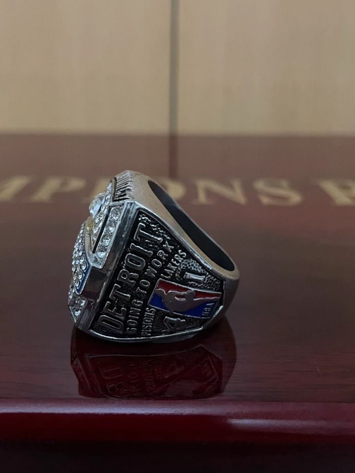 Bague NBA Pistons - photo numéro 2