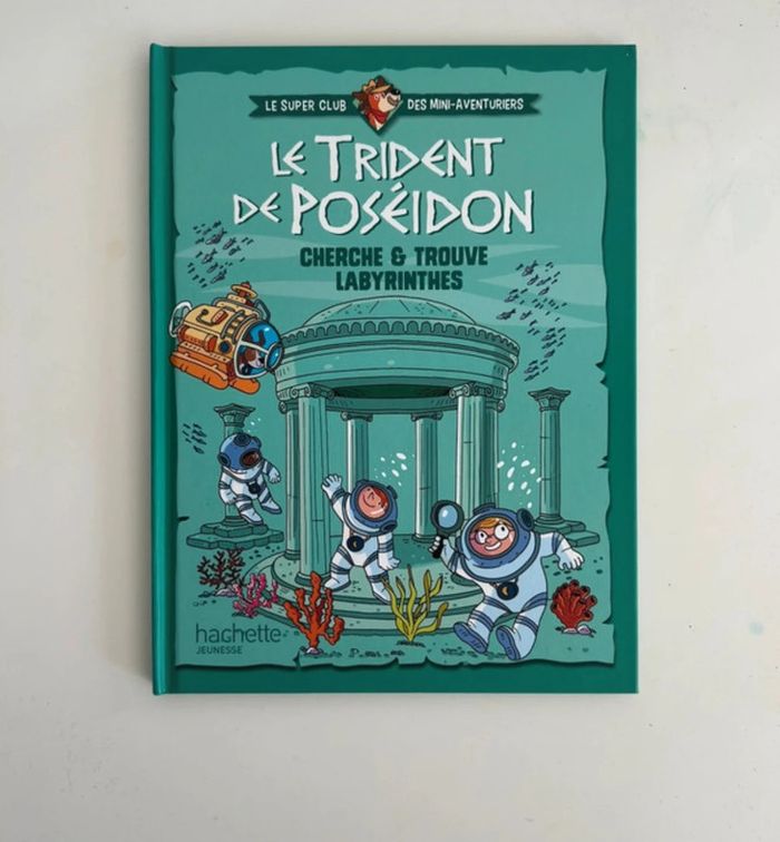 📚 Livre neuf – Le Trident de Poséidon – Cherche et Trouve / Labyrinthe📚