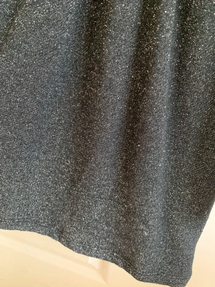 Robe noir paillettes 5-6ans - photo numéro 5