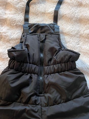 Combinaison et manteau de ski taille 5 ans 