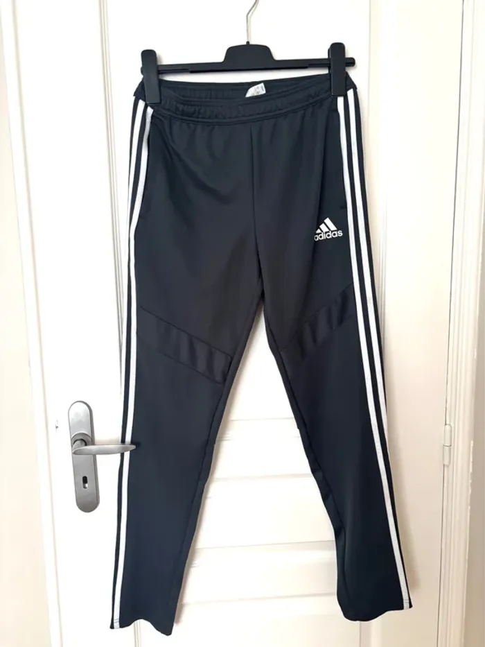 Jogging adidas