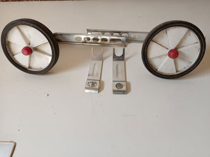 Petite roue pour vélo - photo numéro 3