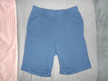 Short, taille: 14 ans, neuf