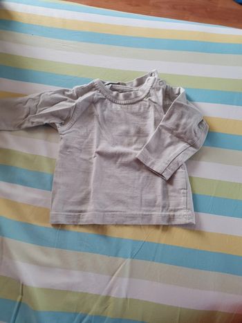 T shrit 9 mois