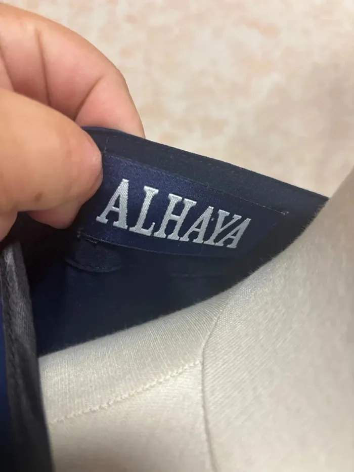 Abaya taille 40 marque alhaya - photo numéro 4