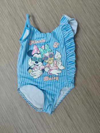 Maillot de bain fille taille 24