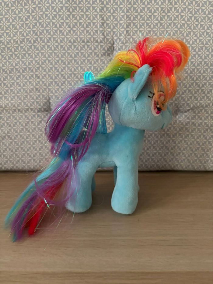 Peluche Dash Le Cheval Arc-En-Ciel Scintillant "My Little Pony" - photo numéro 3