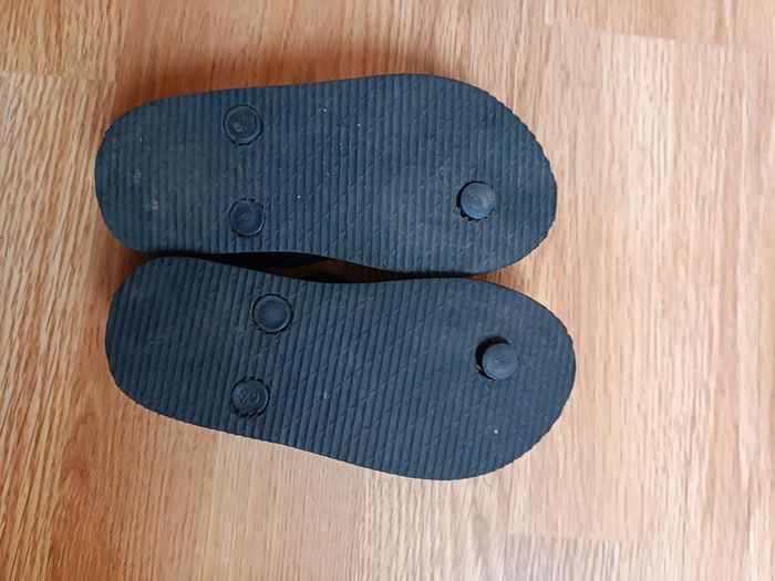 Tong de plage - photo numéro 3