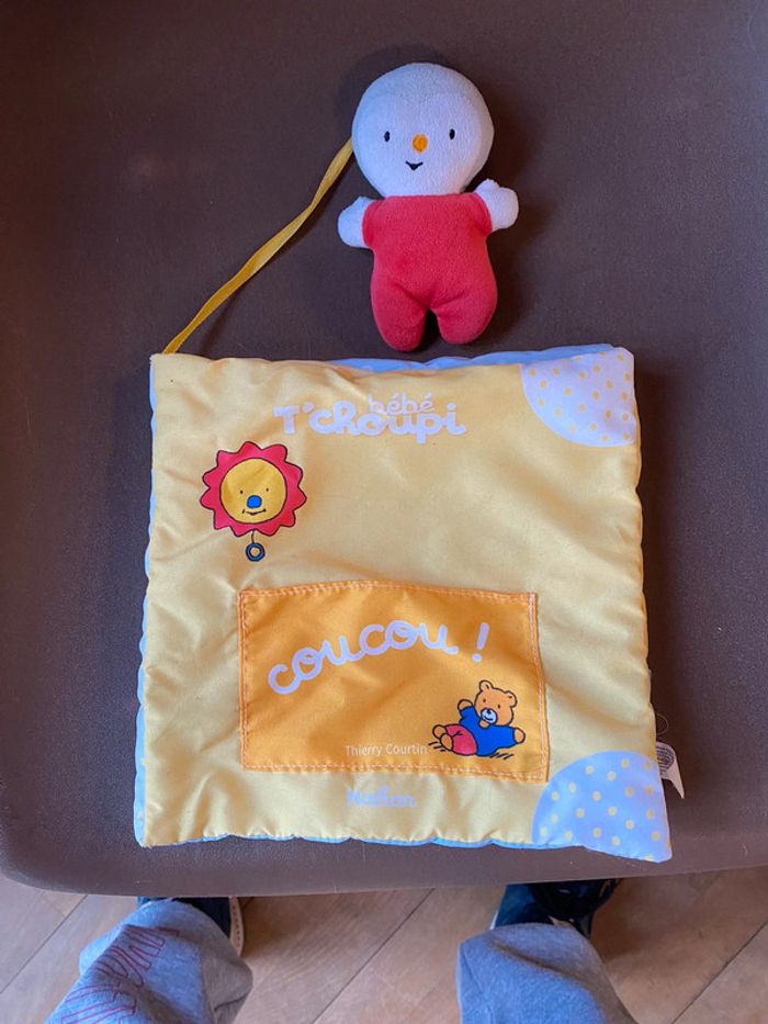 Livre bébé tissus - photo numéro 2