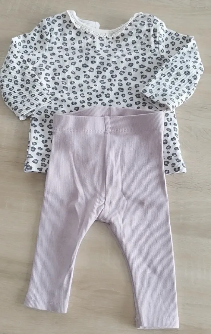 Ensemble bébé fille léopard 3 mois