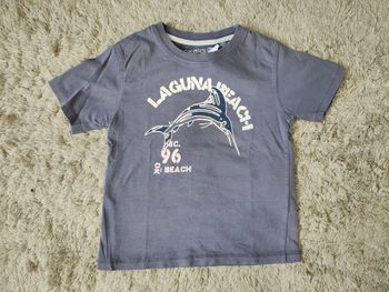 Tee-shirt taille 4 ans