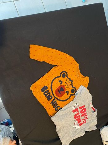 Tee shirt et sous pull