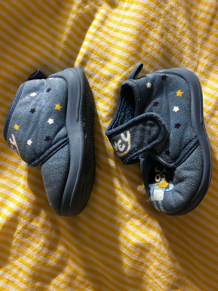 Chaussons bébé Bluey pointure 22/23 -5 - photo numéro 2