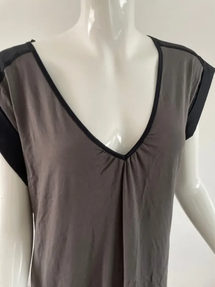 Robe noir et gris foncée - photo numéro 2