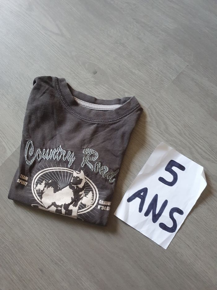 Maillot t-shirt 5ans garçon