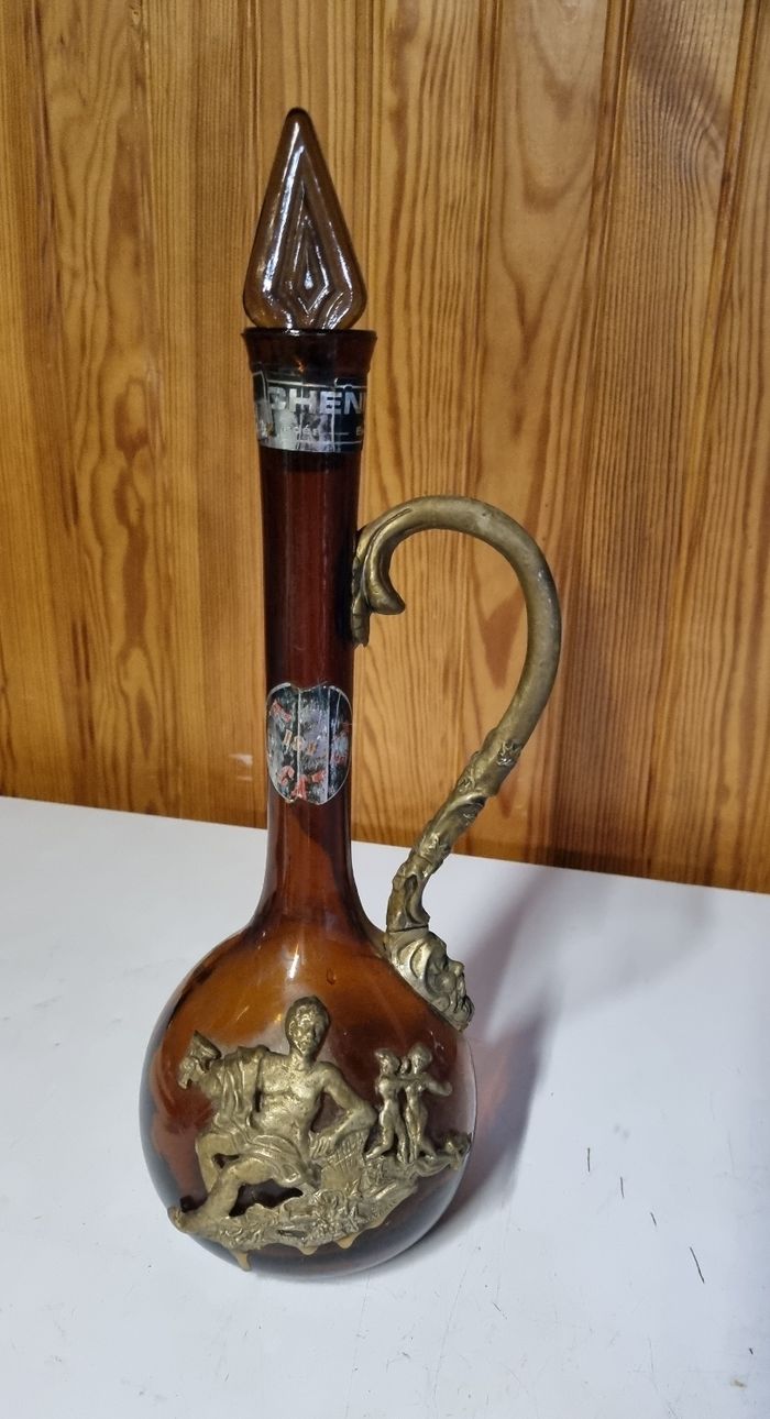 ancienne bouteille moscatel carafe bonastre en verre et etain 1912