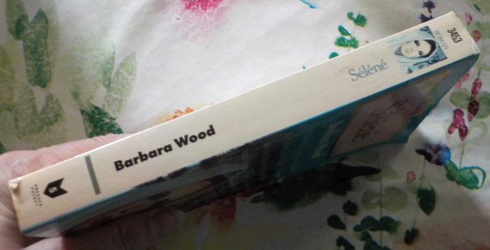 SELENE de Barbara WOOD Ed. Presses Pocket - photo numéro 4