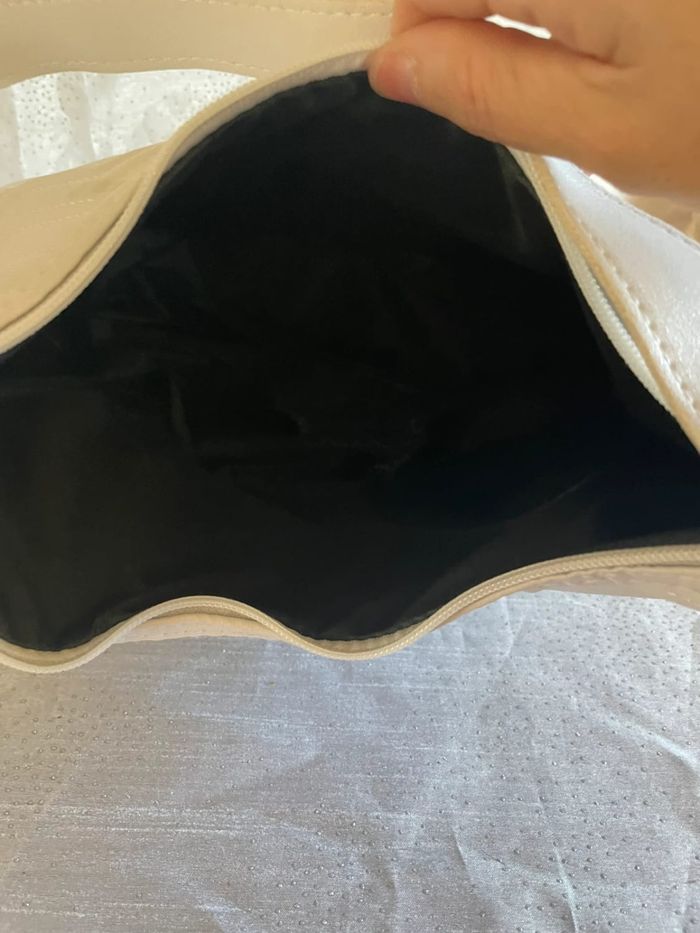 Sac blanc matelassé neuf détail doré élégant - photo numéro 4