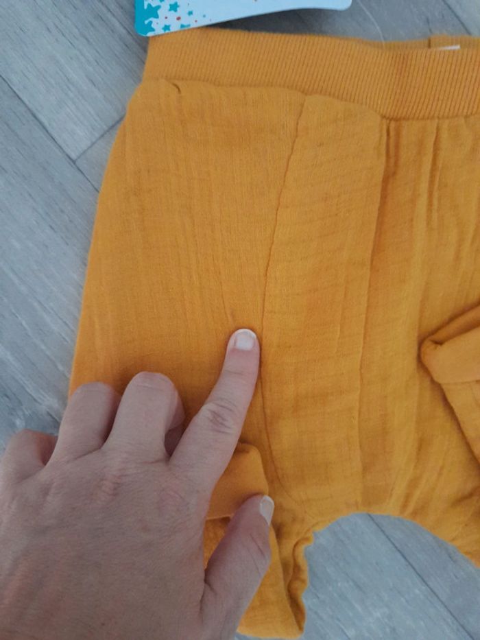 Pantalon gaz de coton neuf 12 mois - photo numéro 5