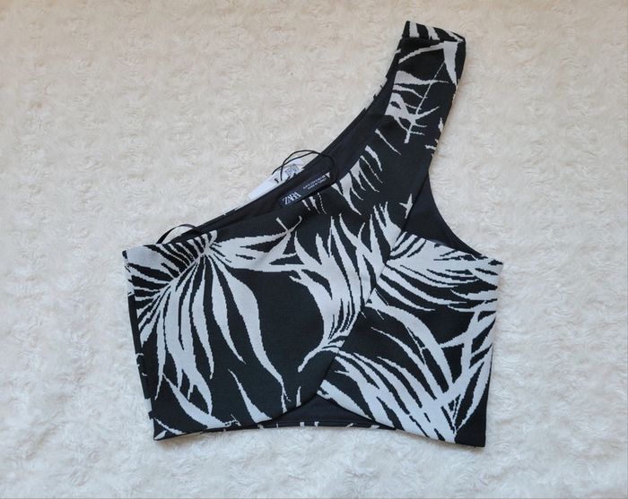 Top Zara noir et blanc 36 - photo numéro 3