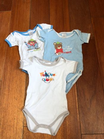 Lot de 3 bodies 6M
