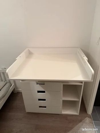 Table à langer IKEA 
