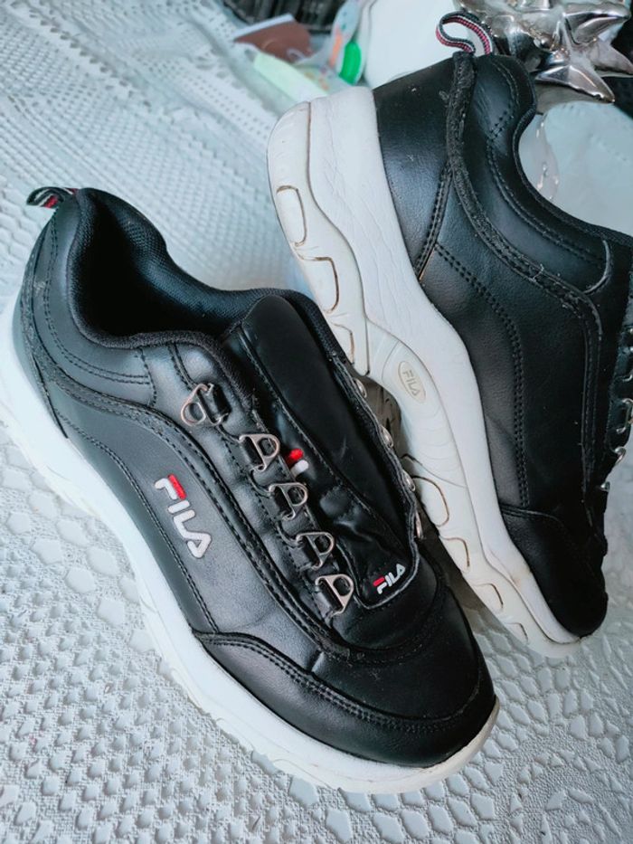 Basket fila strada pointure 39