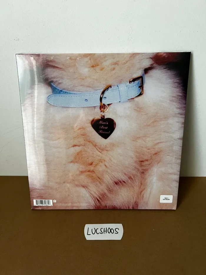 Man’s Best Friend - Sabrina Carpenter + Signed Card - photo numéro 3